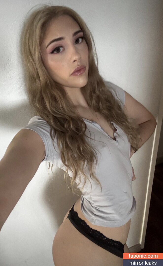 Jessie Carter, tennisbabe18 Оголені зливи OnlyFans Фото #7