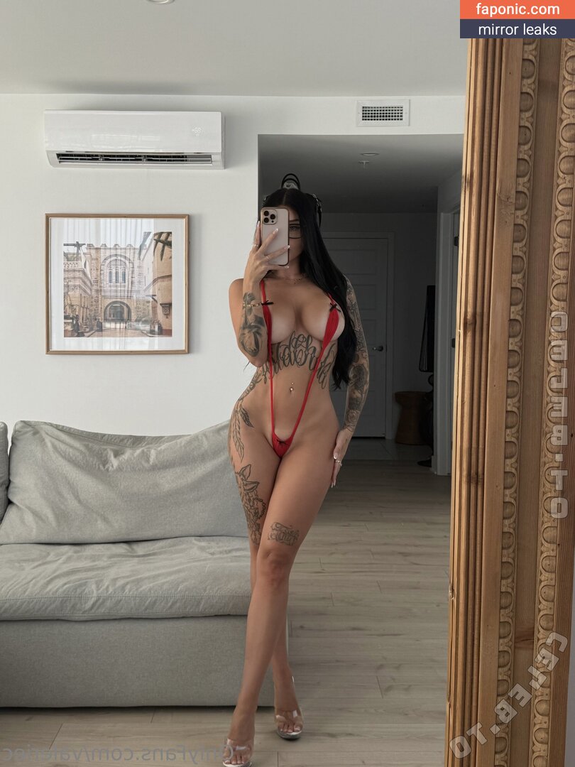 Valerie Cossette, https:, valerie.c_, valeriec, valeriecossett Оголені зливи OnlyFans Фото #13
