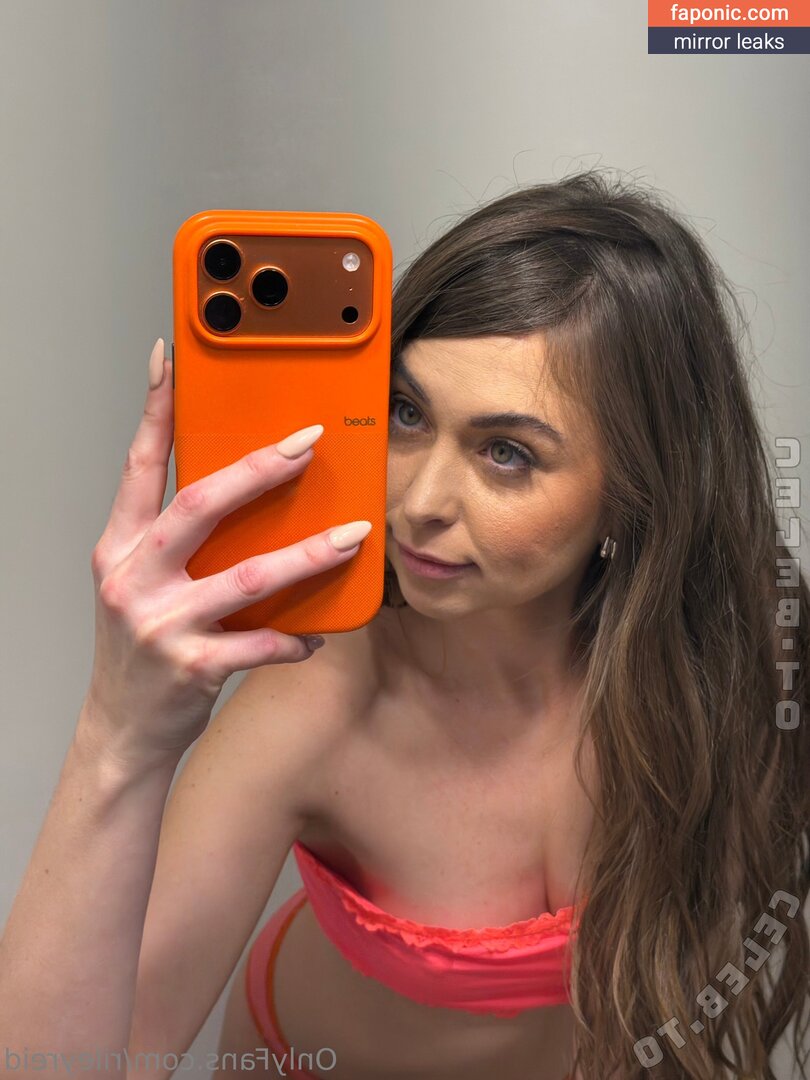 Riley Reid, RileyReidTikTok, hellorileyreid, rileyreidx3 Оголені зливи OnlyFans Фото #2623