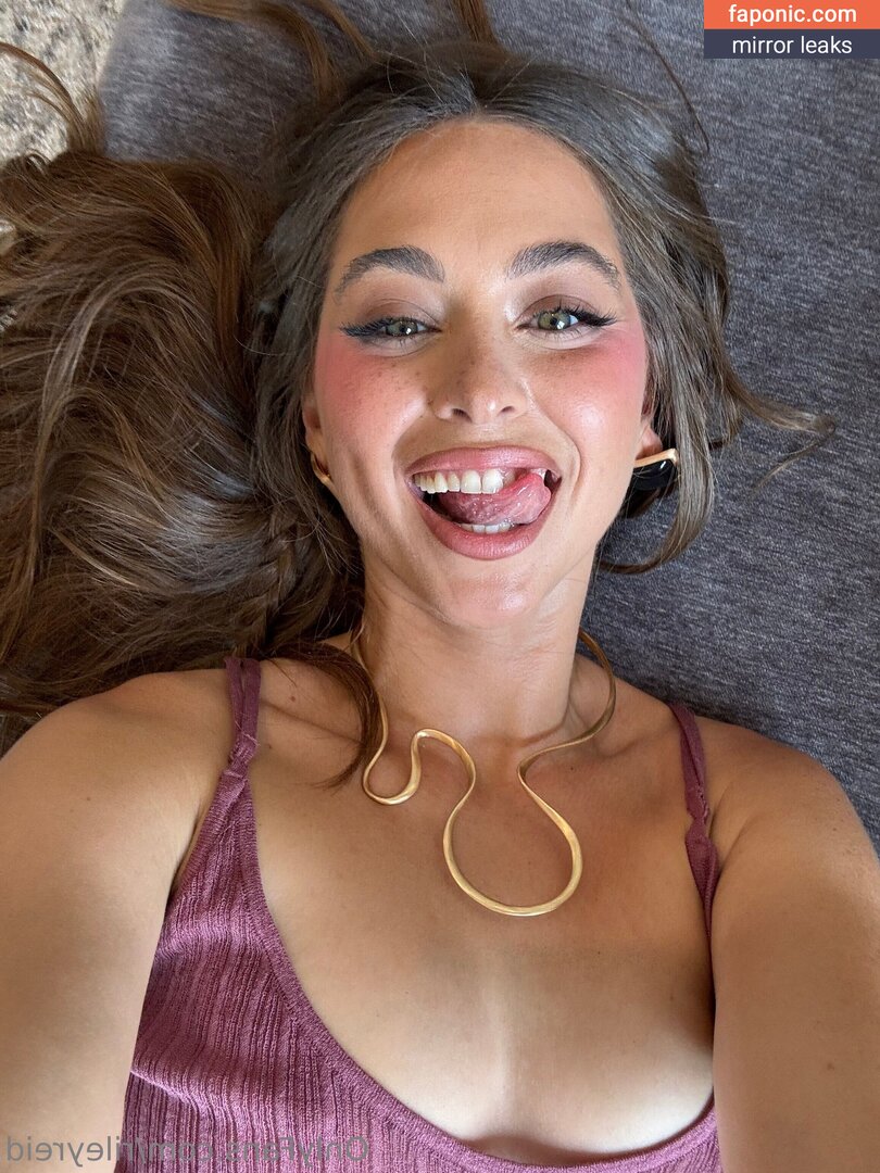 Riley Reid, RileyReidTikTok, hellorileyreid, rileyreidx3 Оголені зливи OnlyFans Фото #2760
