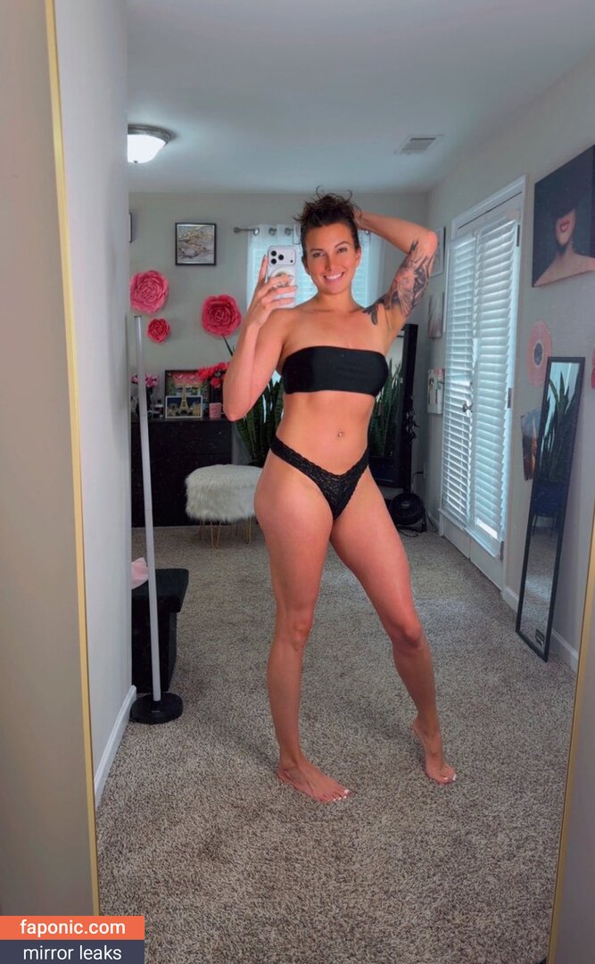 Riley, heyrileyjade, https:, rileyjadeadams Оголені зливи OnlyFans Фото #11