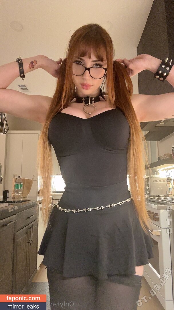 Bigguswombus, Bigwomb, Morgpie, https: Оголені зливи OnlyFans Фото #153