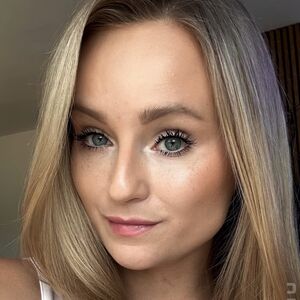 Sissie_Loves_It